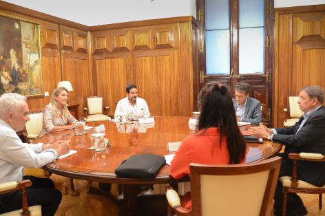 HOY, EN LA SEDE DEL MINISTERIO

