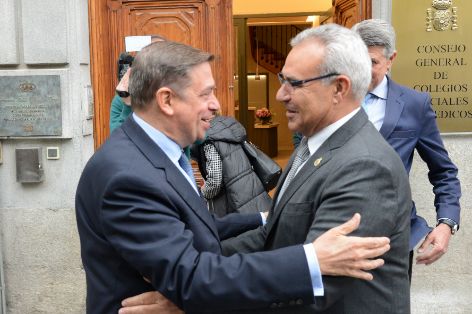 En la presentación del libro “Aceite de oliva y salud. Beneficios de los aceites de oliva vírgenes”