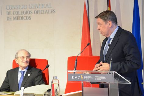 En la presentación del libro “Aceite de oliva y salud. Beneficios de los aceites de oliva vírgenes”