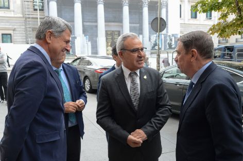 En la presentación del libro “Aceite de oliva y salud. Beneficios de los aceites de oliva vírgenes”