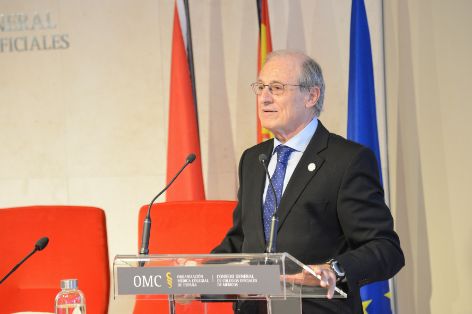 En la presentación del libro “Aceite de oliva y salud. Beneficios de los aceites de oliva vírgenes”