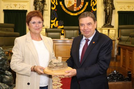 HOY, DURANTE SU VISITA A LA REGIÓN DE MURCIA 