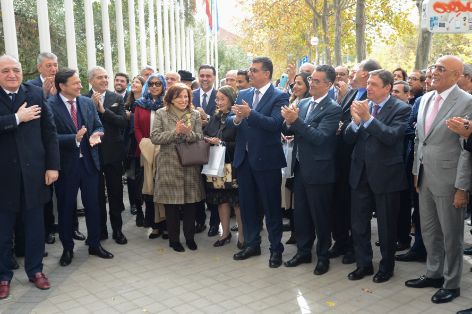 HOY, EN LA SEDE DEL CONSEJO OLEÍCOLA INTERNACIONAL