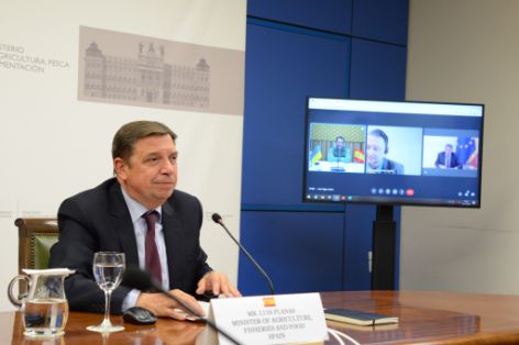 Hoy, en una reunión por videoconferencia con el ministro de Política Agraria y Alimentación de Ucrania  