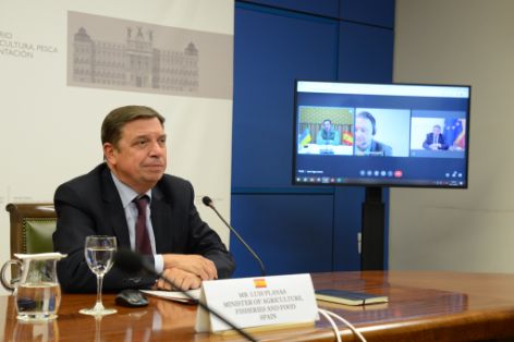 Hoy, en una reunión por videoconferencia con el ministro de Política Agraria y Alimentación de Ucrania  