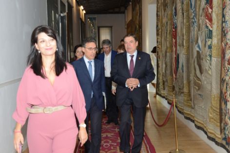 HOY, EN LA ENTREGA DE LOS XIII PREMIOS DE EXCELENCIA A LA INNOVACIÓN PARA MUJERES RURALES