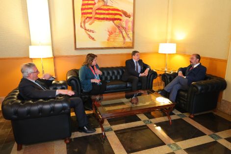 Hoy, en una visita a la Feria Internacional de Producción Animal de Zaragoza  