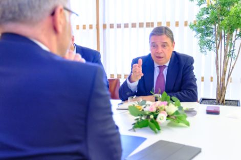 Visita del ministro Luis Planas al Parlamento Europeo  