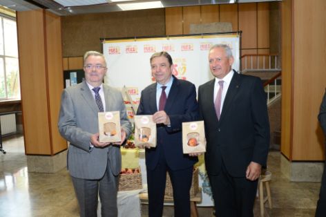 Hoy, en la clausura de la asamblea general de Cooperativas Agroalimentarias de España  
