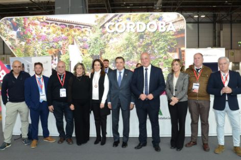 En el estand del Ministerio de Agricultura, Pesca y Alimentación en FITUR