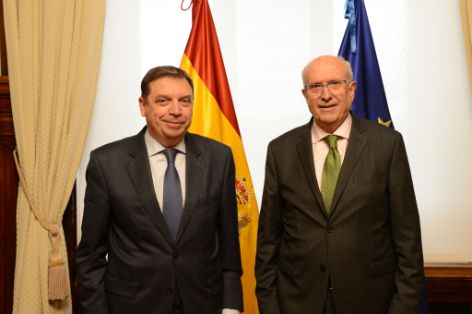 Hoy, en la sede del ministerio  