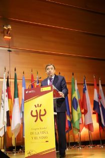 Hoy, en la inauguración del 44º Congreso Mundial de la Viña y el Vino, en Cádiz