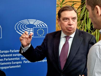 Visita del ministro Luis Planas al Parlamento Europeo  