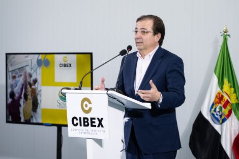 HOY, EN LA INAUGURACIÓN DEL COMPLEJO DEL IBÉRICO DE EXTREMADURA, EN ZAFRA (BADAJOZ)