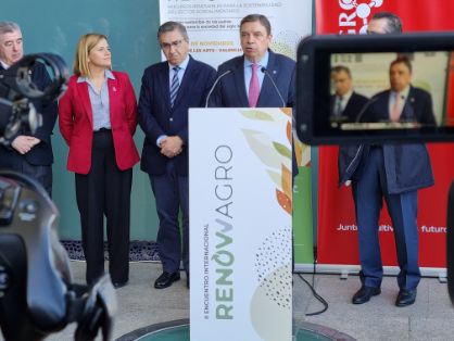 Hoy, en la inauguración del II Encuentro Internacional Renowagro, en Valencia