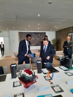 Hoy, en un acto celebrado en la embajada de España en Francia