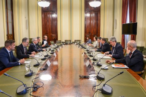 Hoy, tras una reunión con FEPEX y Freshuelva 