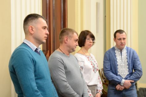 Ministro y delegación Ucrania (6)