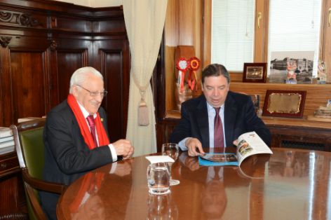 Hoy, en la sede del ministerio  