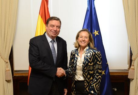 Hoy, en la sede del ministerio 