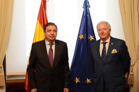 Hoy, en la sede del ministerio 