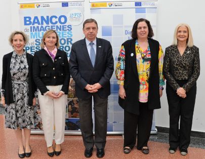 En la inauguración de la jornada “Mujeres de la mar: visibilidad y liderazgo”