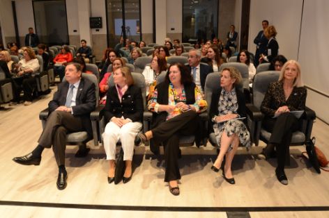 En la inauguración de la jornada “Mujeres de la mar: visibilidad y liderazgo”