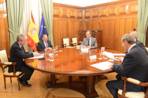 Hoy, en la sede del ministerio 