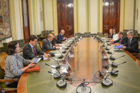 L Planas y asociaciones distribución-1