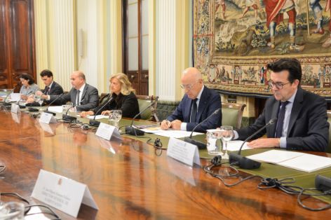 L Planas y asociaciones distribución-3