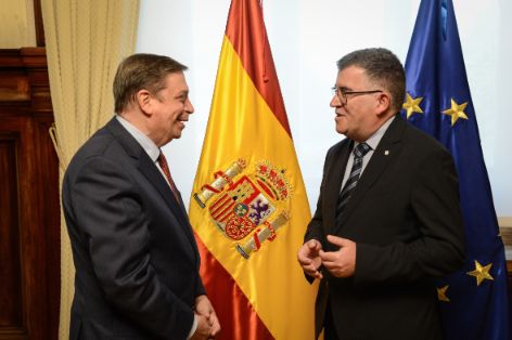 Hoy, en la sede del ministerio 