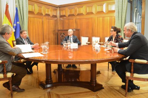 Hoy, en la sede del ministerio 