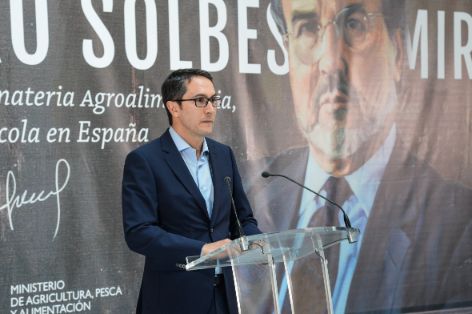 En la entrega del I Premio Pedro Solbes Mira de estudios en materia agroalimentaria, pesquera y acuícola