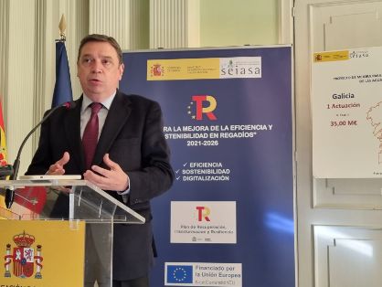 En Ourense, en el acto de firma de un convenio para modernizar regadíos