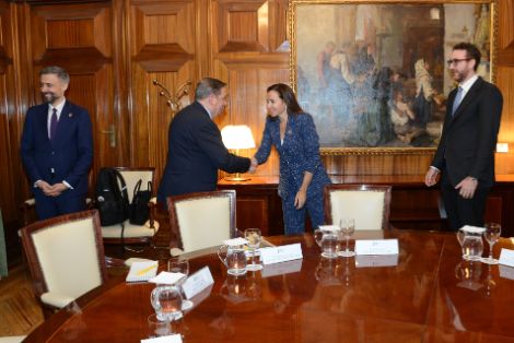 13.01.2025 Ministro saludo Álvaro Lario  (2)