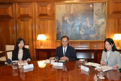 13.05.2025 Ministro y Embajador Japón  (5)