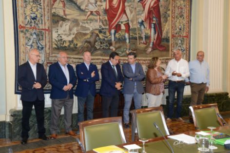 Hoy, en una reunión con las organizaciones profesionales agrarias