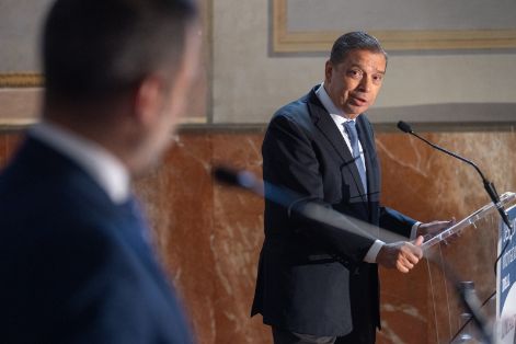 Hoy, en Granada, en un desayuno informativo del diario Ideal  