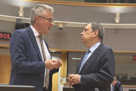 Hoy, en Bruselas, en el Consejo de Ministros de Agricultura y Pesca de la UE