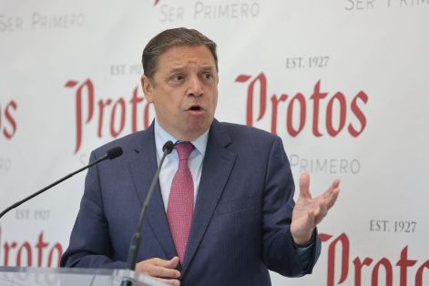 Hoy, en la inauguración de la Bodega Protos en Cubillas de Santa Marta (Valladolid)