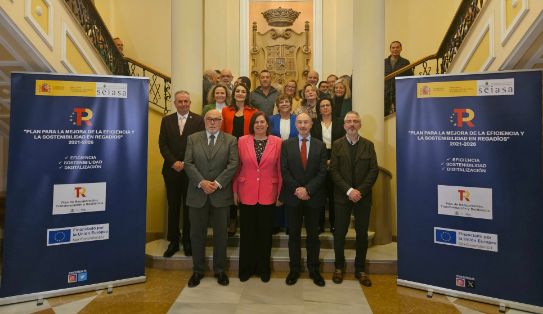 Mediante dos convenios con comunidades de regantes firmados hoy