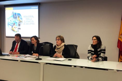 En una reunión celebrada hoy en la sede de la Secretaría General de Pesca  