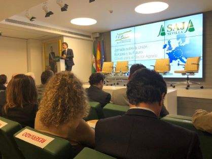 Hoy, en Sevilla y organizada por Asaja Sevilla y el Instituto de Cuestiones Agrarias y Medioambientales