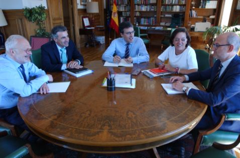 Esta tarde, en la sede del Departamento