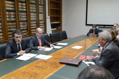 HOY, EN LA SEDE DEL MINISTERIO