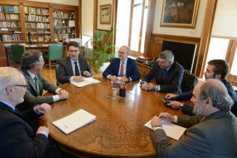 HOY, EN LA SEDE DEL MINISTERIO 