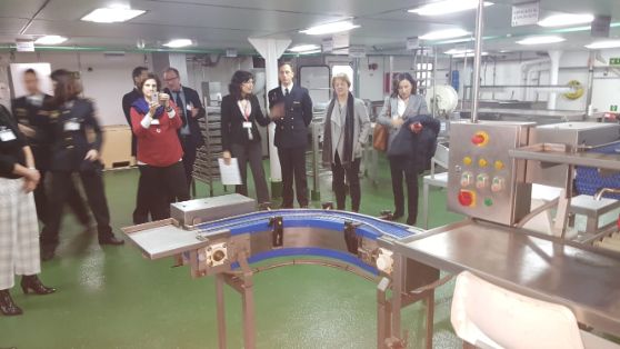 LA CAMPAÑA DE PRESENTACIÓN DEL BUQUE SE HA INICIADO EN EL PUERTO DE VIGO