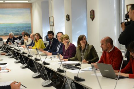 EN LA REUNIÓN DE LA SECRETARIA GENERAL DE PESCA CON REPRESENTANTES DE LAS CCAA Y DEL SECTOR DE ARRASTRE, CERCO Y DE OTROS ARTES DEL CANTÁBRICO NOROESTE 