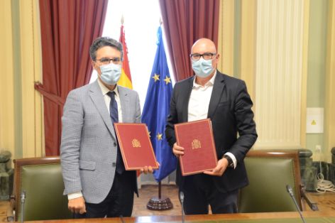 MEDIANTE SENDOS CONVENIOS SUSCRITOS CON LA RED ESPAÑOLA DE DESARROLLO RURAL Y LA RED ESTATAL DE DESARROLLO RURAL