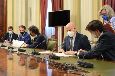 MEDIANTE UN CONVENIO SUSCRITO CON INTEROVIC, INERPORC Y PROVACUNO